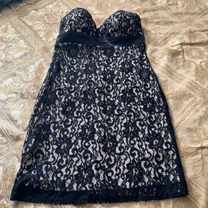 Venus dress Size Medium